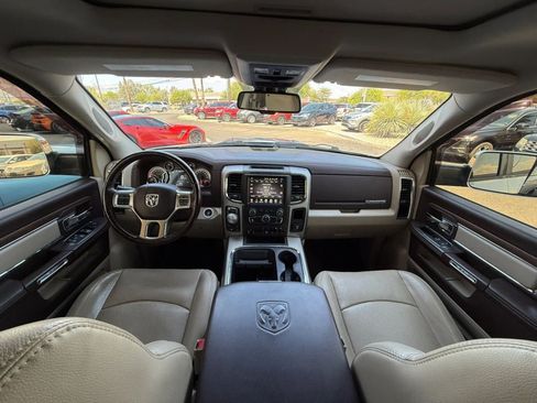 Used 2016 RAM 1500 Laramie w/ Convenience Group AWD/4WD image 44