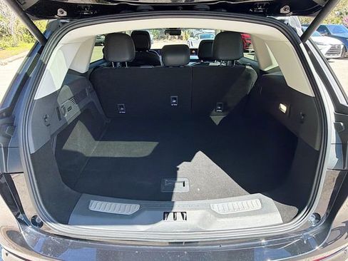 Used 2024 Lincoln Nautilus Reserve image 11