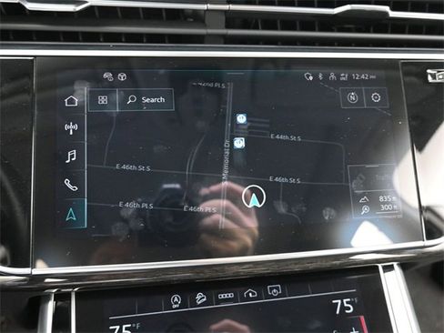 Used 2023 Audi Q7 3.0T Premium Plus image 28