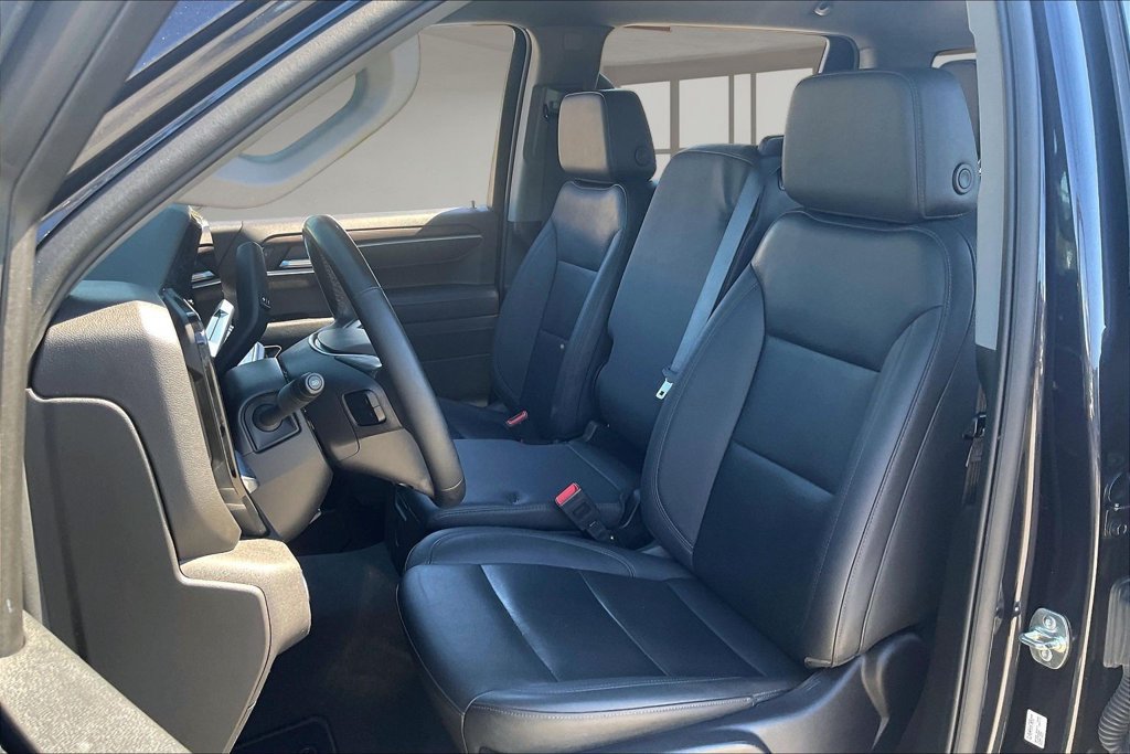 Used 2025 GMC Sierra 1500 SLT AWD/4WD image 21