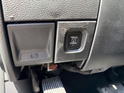 New 2025 RAM 2500 Tradesman image 29