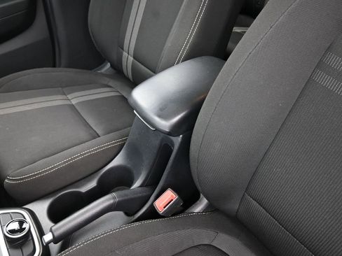 Certified 2024 Hyundai Venue SEL FWD image 30