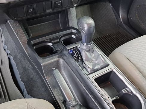 Used 2023 Toyota Tacoma SR image 17