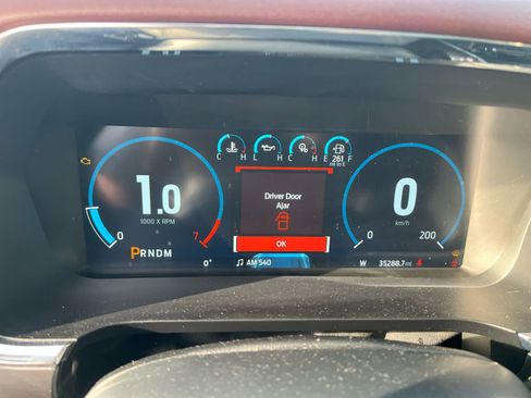 Used 2021 Ford F150 Lariat image 5