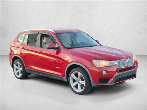 Used 2017 BMW X3 sDrive28i RWD image 3