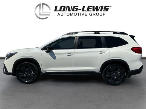 Used 2024 Subaru Ascent Onyx Edition w/ Popular Package Onyx AWD/4WD image 2