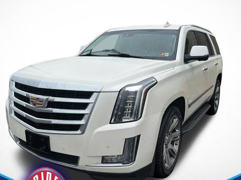 Used 2015 Cadillac Escalade Luxury AWD/4WD image 1
