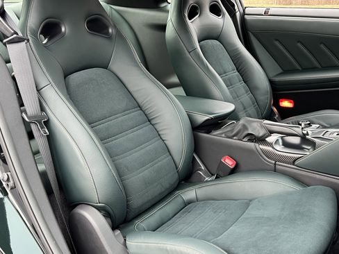 Used 2024 Nissan GT-R T-spec w/ T-Spec Takumi Edition image 18