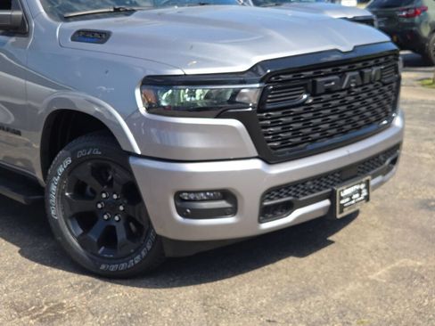 Used 2025 RAM 1500 Big Horn AWD/4WD image 2