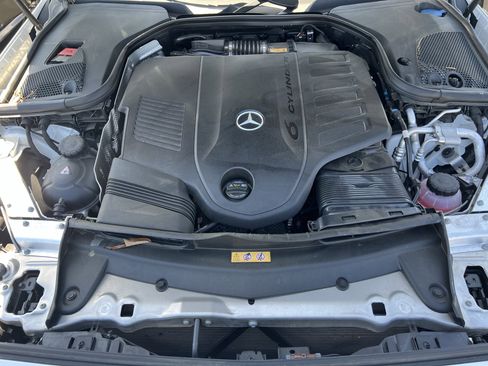 Used 2022 Mercedes-Benz E 450 Cabriolet image 36