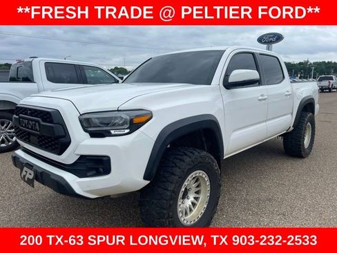 Used 2021 Toyota Tacoma TRD Pro AWD/4WD image 3