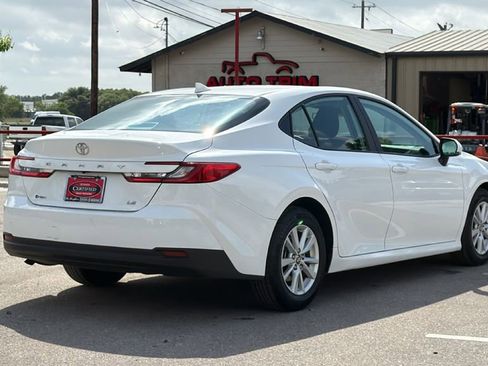 Certified 2025 Toyota Camry LE image 6