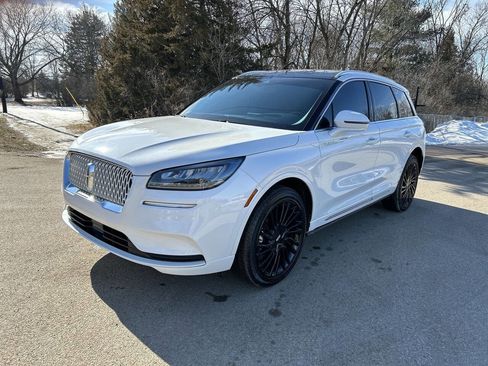 Used 2022 Lincoln Corsair Reserve w/ Luxury Package image 2