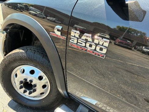 Used 2017 RAM 3500 Laramie image 11