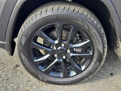 Used 2020 Jeep Grand Cherokee Altitude image 9