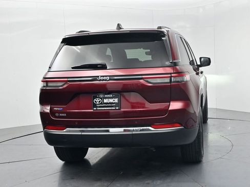 Used 2024 Jeep Grand Cherokee Limited 4xe AWD/4WD image 7