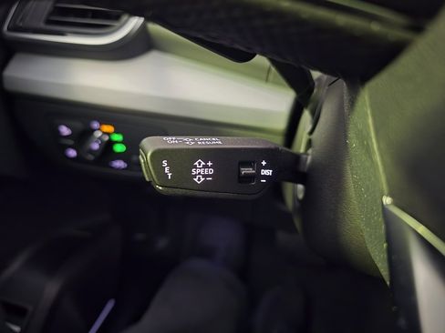 Used 2024 Audi Q5 e Premium Plus image 19