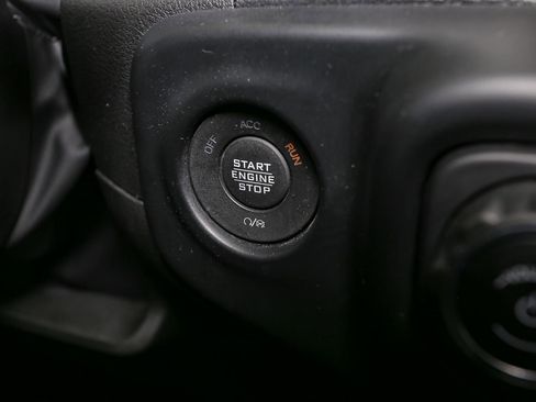 Used 2023 Jeep Wrangler Sahara image 36