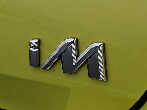 Certified 2017 Toyota Corolla iM w/ Carpet Mat Package image 28