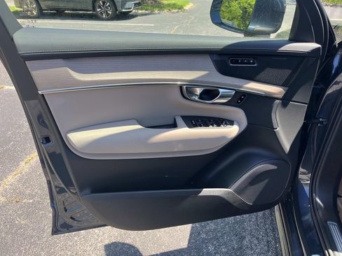 New 2026 Volvo XC90 T8 Ultra w/ Protection Package Premier AWD/4WD image 21