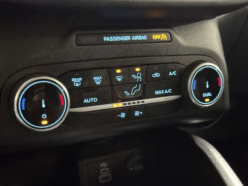 Used 2025 Ford Escape Active image 16