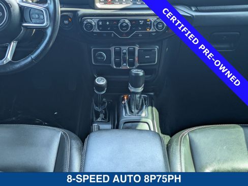 Used 2021 Jeep Wrangler Unlimited Sahara w/ Cold Weather Group AWD/4WD image 15