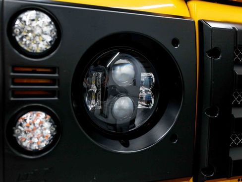 Used 1997 Land Rover Defender 90 image 16