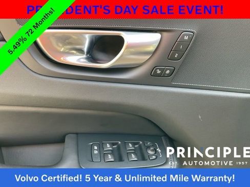 Certified 2024 Volvo XC60 B5 Plus w/ Climate Package image 24