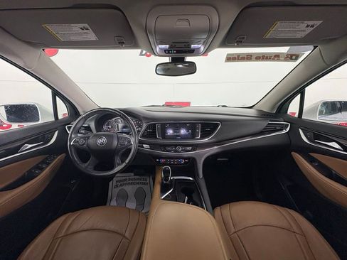 Used 2018 Buick Enclave Essence image 40