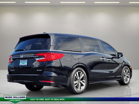 Used 2024 Honda Odyssey Touring image 4