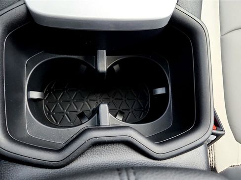 Certified 2025 Toyota RAV4 XLE Premium image 44