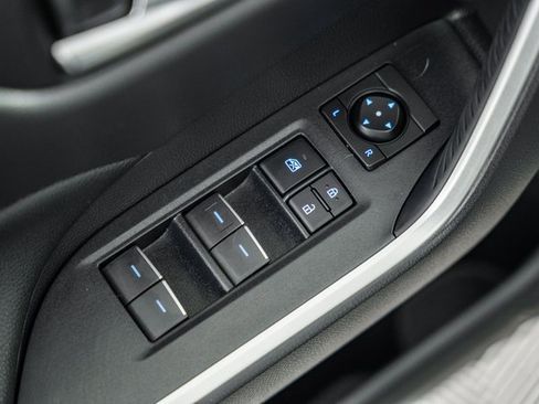 Certified 2022 Toyota RAV4 XLE Premium image 41