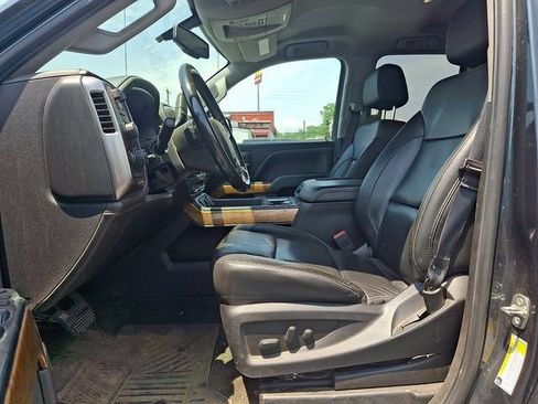 Used 2018 Chevrolet Silverado 2500 LTZ w/ LTZ Plus Package AWD/4WD image 13