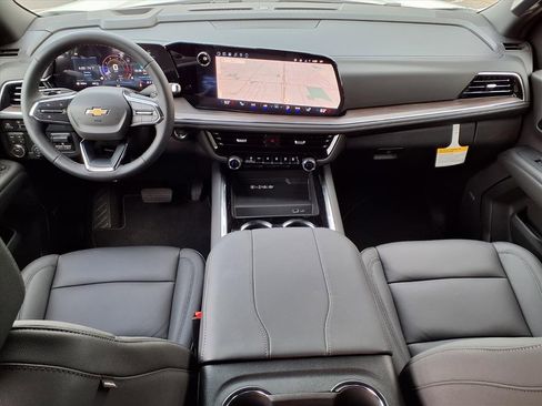 New 2026 Chevrolet Suburban LT w/ Comfort Package image 8