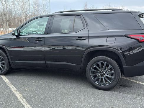 Used 2023 Chevrolet Traverse RS w/ LPO, Cargo Package AWD/4WD image 10