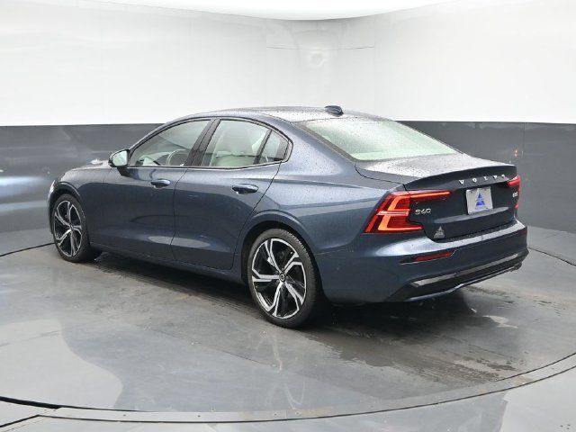 Used 2024 Volvo S60 B5 Ultimate w/ Climate Package AWD/4WD image 7