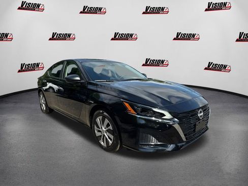 New 2025 Nissan Altima 2.5 S image 3