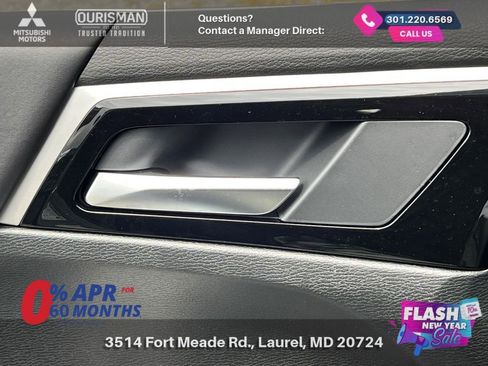 New 2025 Mitsubishi Outlander SE image 29