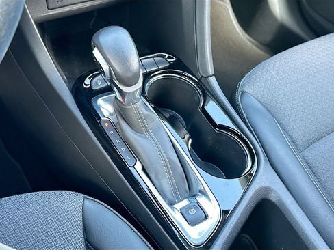 Used 2023 Buick Encore GX Select w/ Sport Touring Package FWD image 16