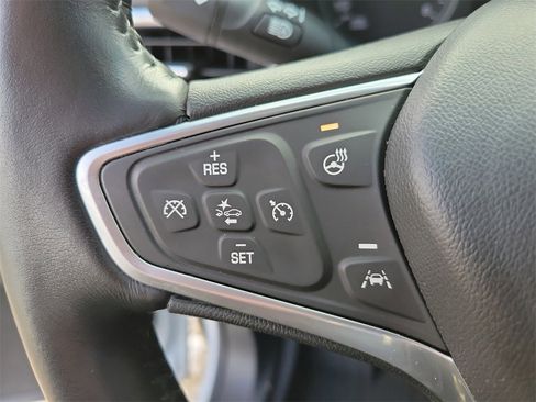 Used 2022 Chevrolet Equinox LT image 24