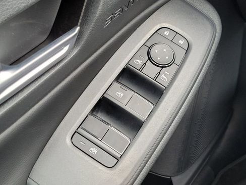 New 2026 Nissan Sentra SV w/ SV Convenience Package FWD image 19