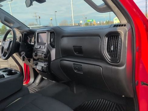 Used 2020 Chevrolet Silverado 1500 Custom w/ Custom Convenience Package image 40