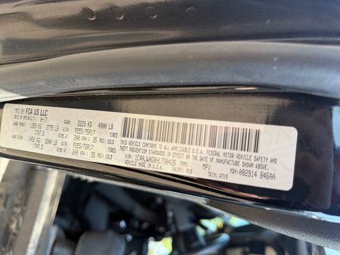 Used 2017 Jeep Wrangler Sport w/ Quick Order Package 24S AWD/4WD image 25