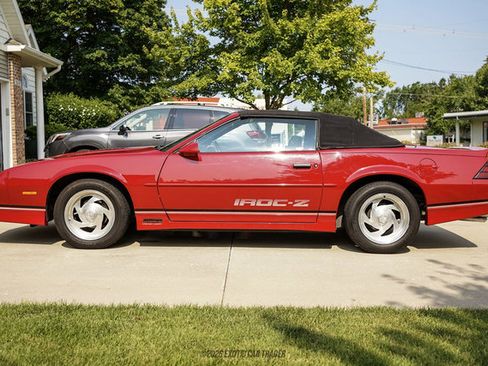 Used 1988 Chevrolet Camaro LT RWD image 18