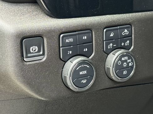 Used 2024 Chevrolet Silverado 3500 LT w/ Texas Edition AWD/4WD image 23