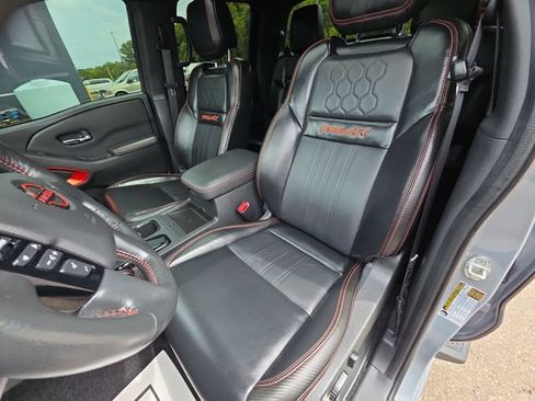 Certified 2023 Nissan Frontier PRO-4X w/ Pro-4X Premium Package AWD/4WD image 11