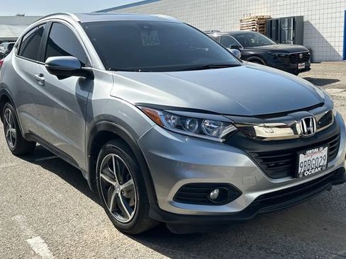 Used 2022 Honda HR-V EX image 2