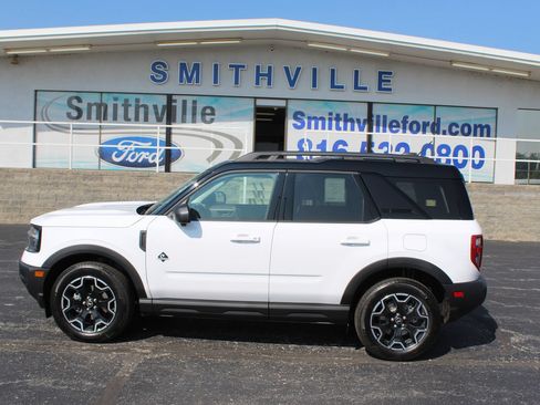 New 2025 Ford Bronco Sport Outer Banks w/ Outer Banks Tech Package+ AWD/4WD image 3