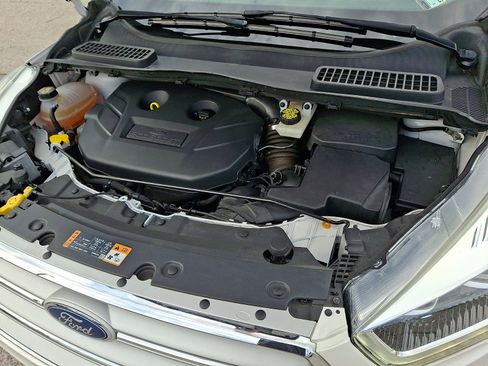 Certified 2018 Ford Escape Titanium w/ Ford Safe & Smart Package image 32