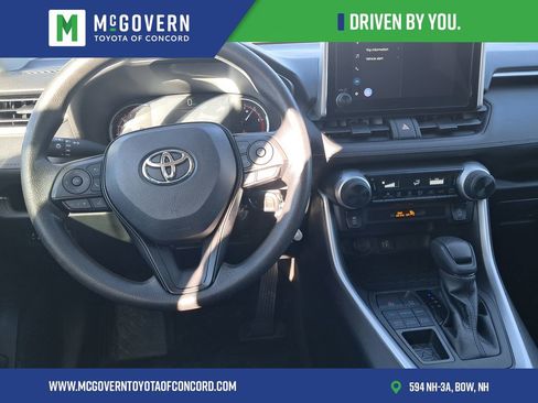 Used 2023 Toyota RAV4 LE image 17